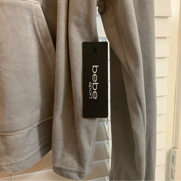 Bebe sport women’s grey cropped plush hooded , new and clean with tag - Picture 5 of 8